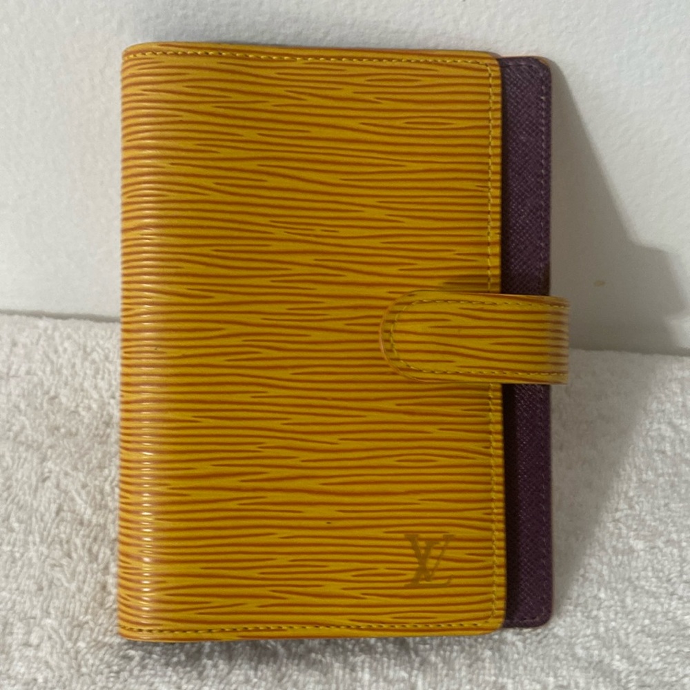 #54. Authentic Louis Vuitton Epi PM Agenda Yellow
